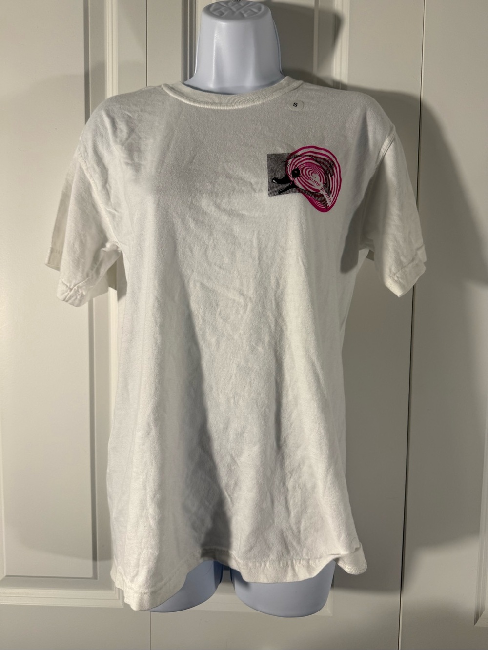 White Short-Sleeve Graphic Tee Surf is Dead